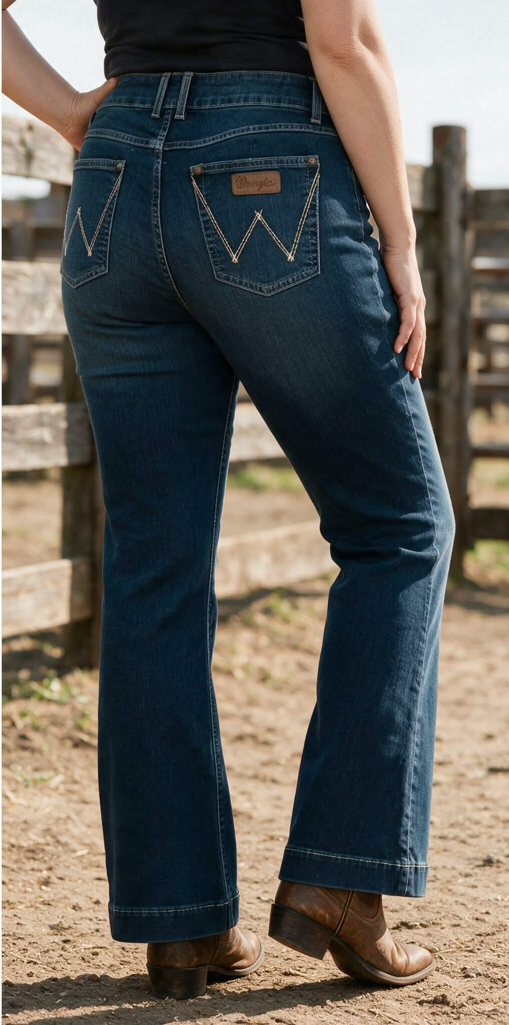 Wrangler Retro Mae Mid-Rise Jeans