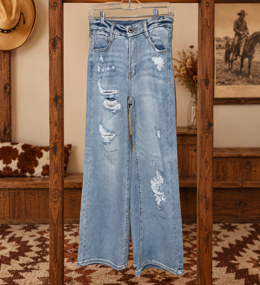 High Rise Distressed Wide Leg Jeans – Light Wash