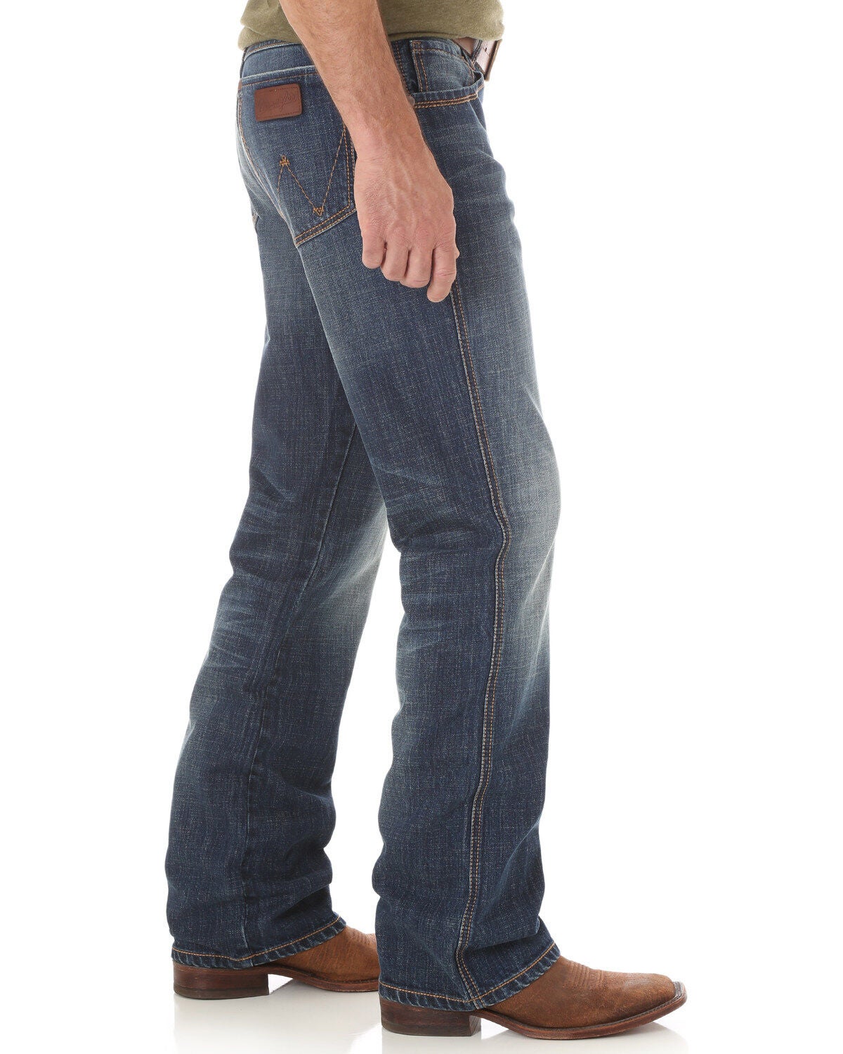 Wrangler Men's Retro Relaxed Bootcut Jeans