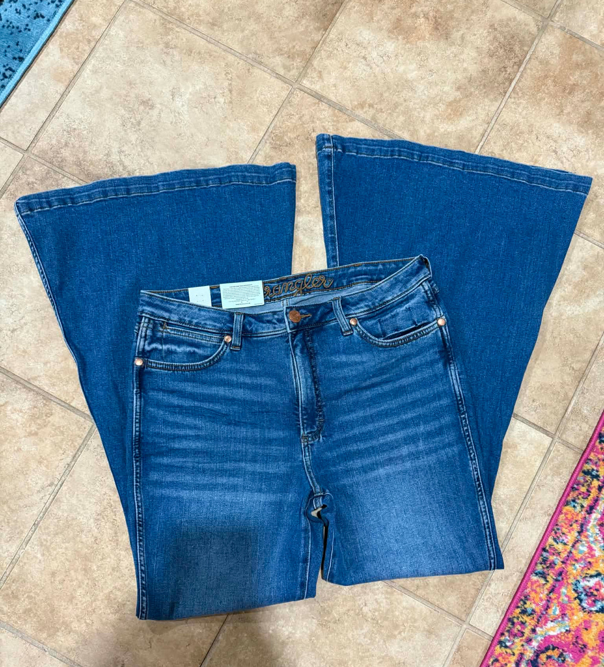 Wrangler Super Flare Jeans