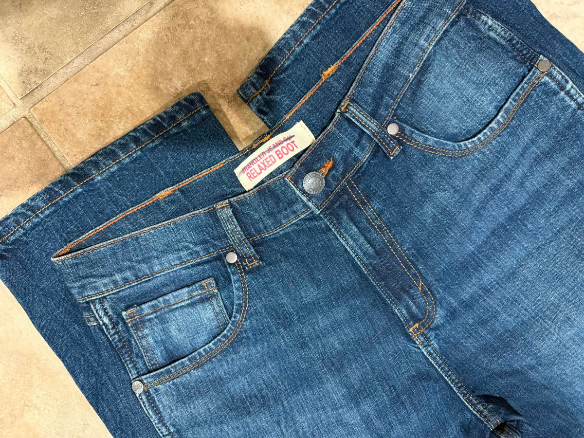 Wrangler Men's Retro Relaxed Bootcut Jeans