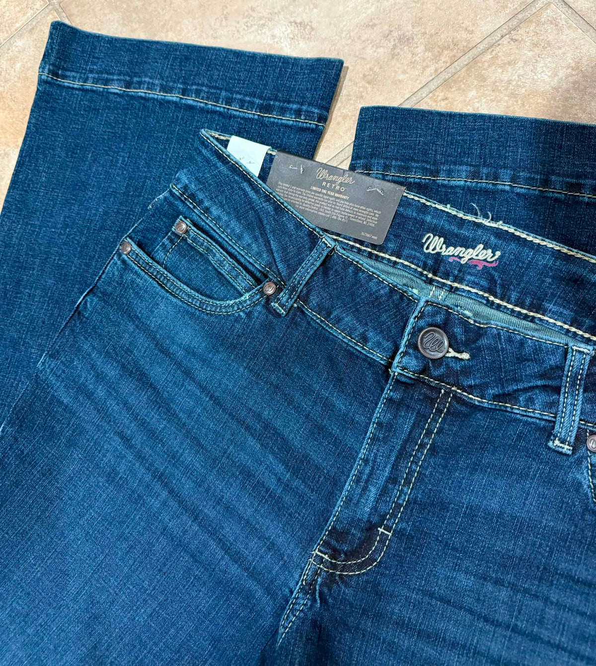 Wrangler Retro Mae Mid-Rise Jeans